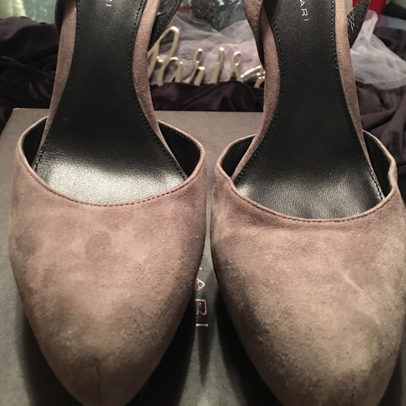 Elie Tahari Gray Slingback ( Size 40.5) - Picture 2 of 5